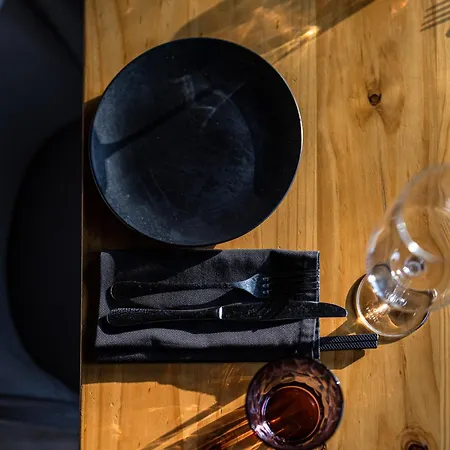 Отель Emily Neue Messe Лейпциг