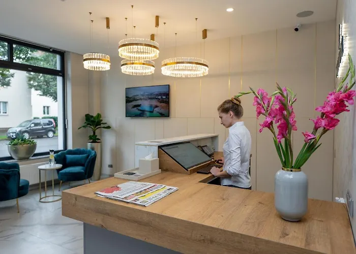 Отель Emily Neue Messe Лейпциг